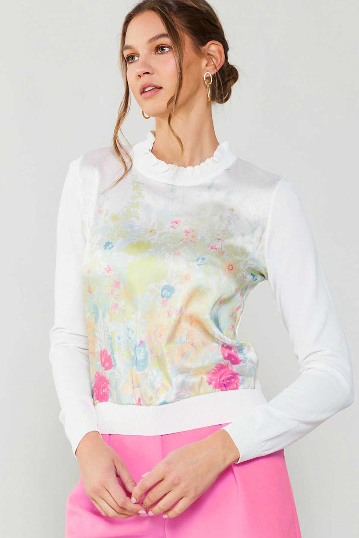 Step into Spring with Style: The Must-Have Women's Tops