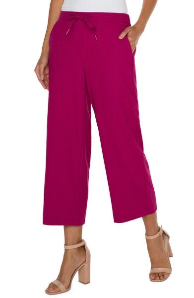 Pull-On Wide Leg Crop Trouser