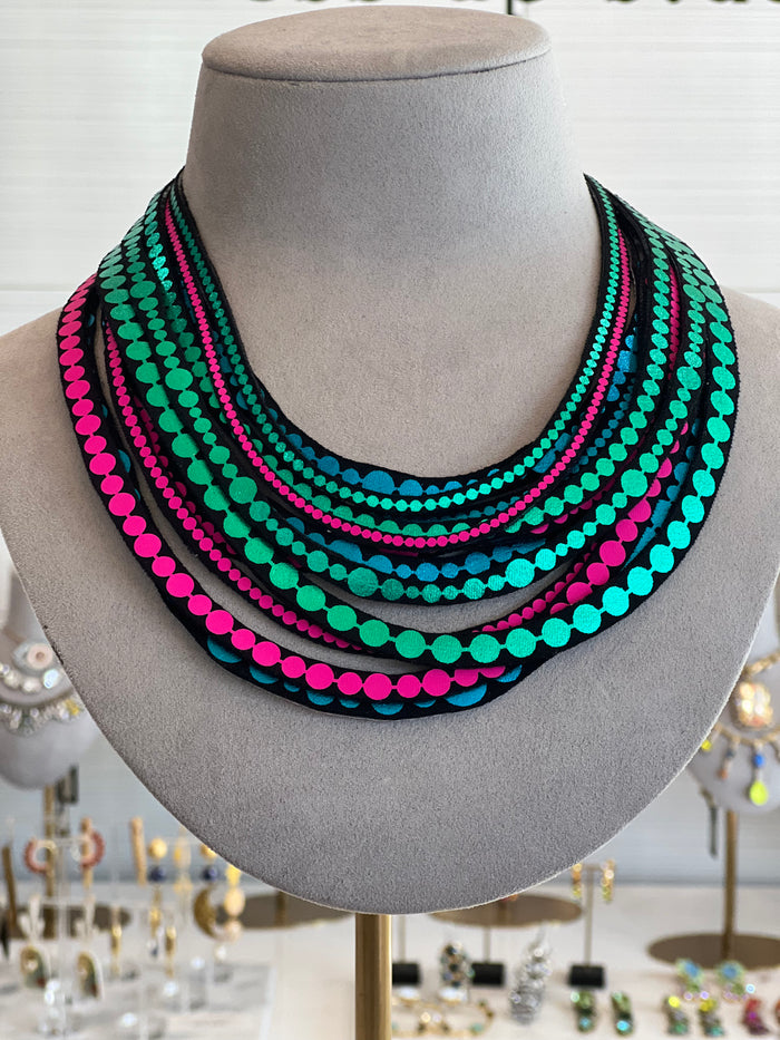 Circular Pearls Necklace