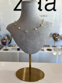 Chalcedony and Pearls Gold Necklace